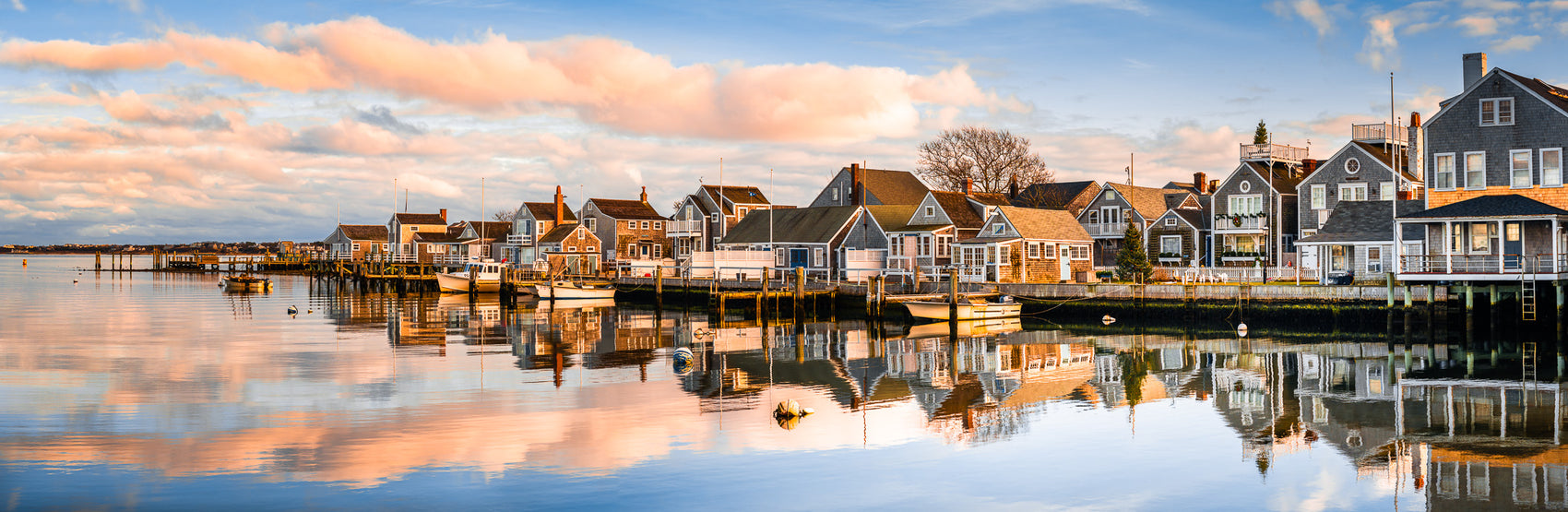 SCALLOPER'S REFLECTION