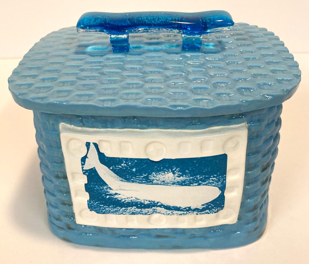 Whale creel w glass handle
