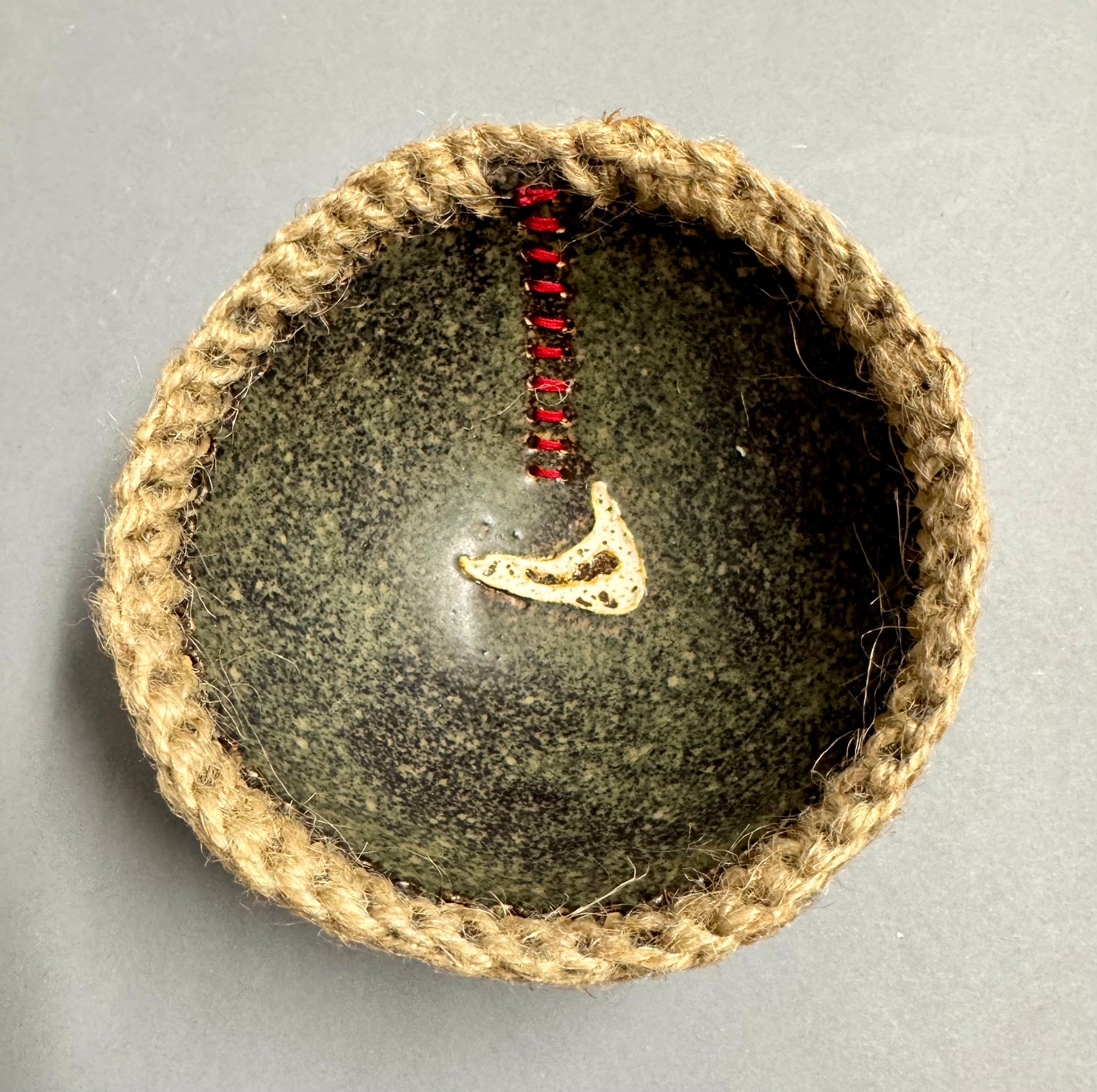 Beach treasure bowl- temmoku 