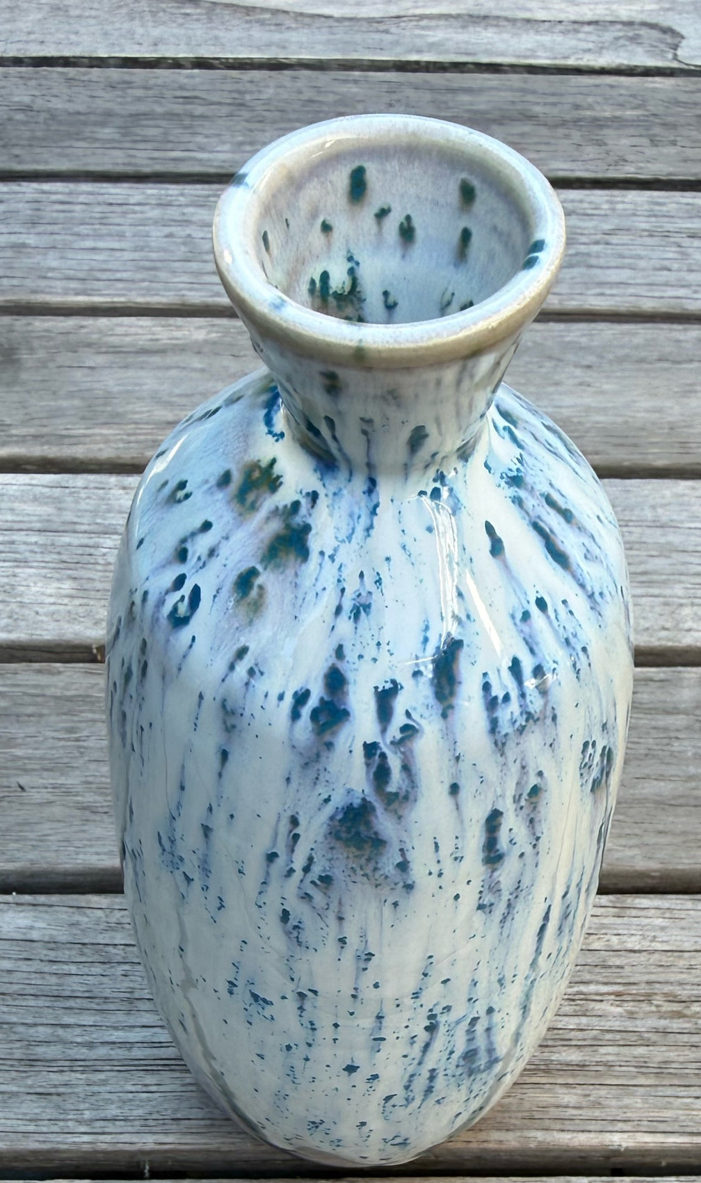  Blue and white vase
